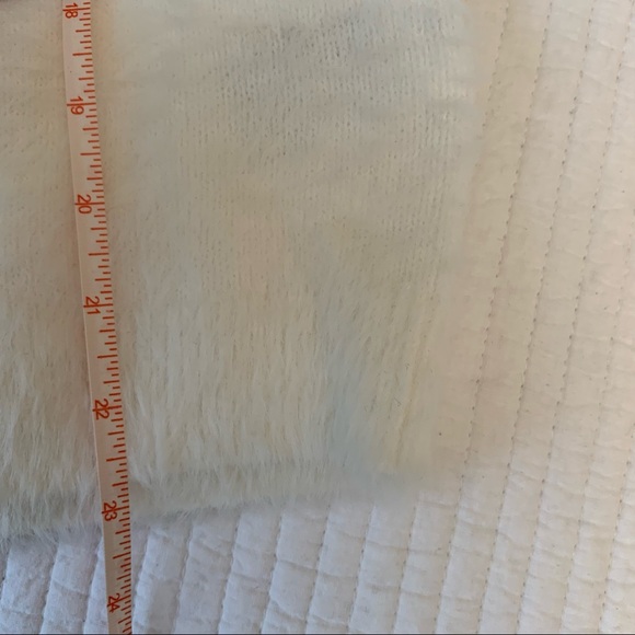 H&M eyelash square neck sweater. - Picture 11 of 11